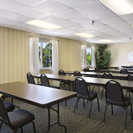 Microtel Inn & Suites Baton Rouge Einrichtungen foto